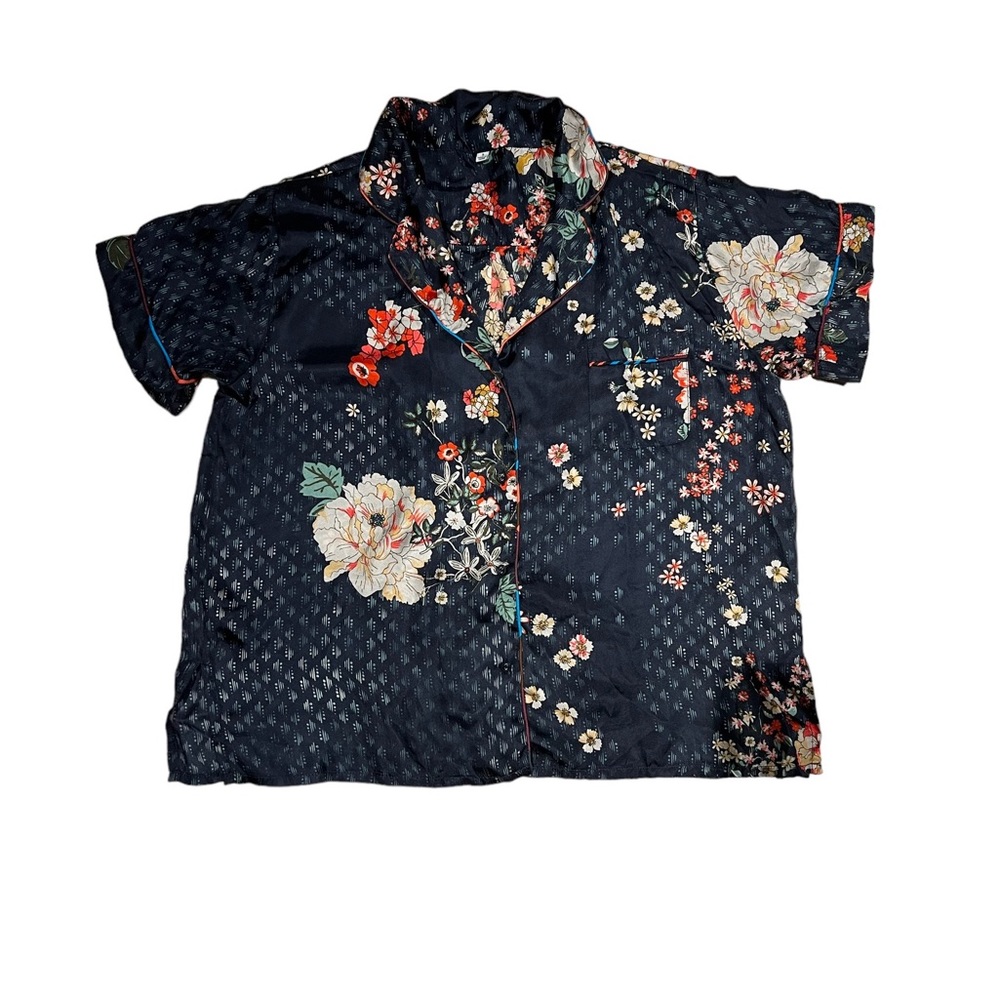 Johnny Was Ludios Silk PJ Set New With Tags, Size M. Retails for $288 - Picture 16 of 16